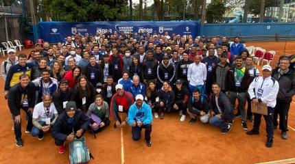Mais de 200 treinadores participam do Workshop Internacional de Tênis 202 ...