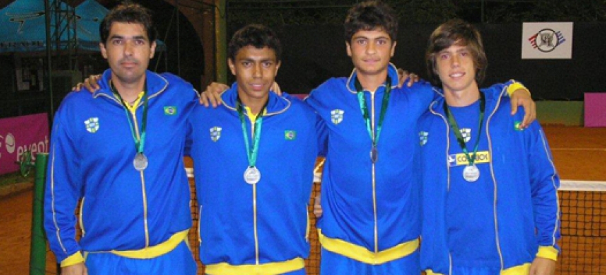 Equipe masculina do Brasil fica com o vice-campeonato do Sul-americano de 16 anos