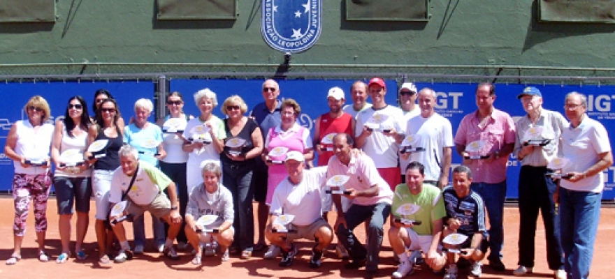 Seniors Internacional de Tênis de Porto Alegre define os campeões de 2010