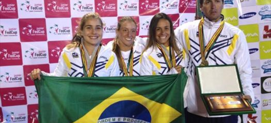 Brasil é tricampeão sul-americano feminino de 16 anos