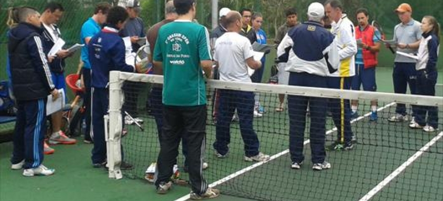 Passo Fundo e Porto Alegre tiveram cursos Tennis Xpress