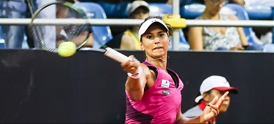 Paula Gonçalves é superada nas quartas de final do Rio Open