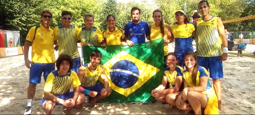 Brasil vence estreia no Campeonato Mundial de Beach Tennis