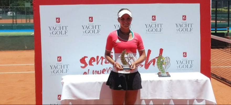 Ana Luiza Cruz é vice-campeã no APT Junior Open