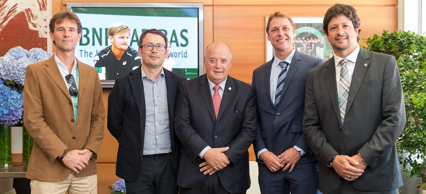 Presidente da FFT exalta parceria e circuito de tênis amador no Brasil