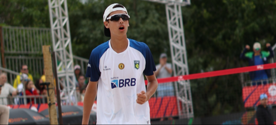 Felipe Loch se torna número 1 do ranking juvenil de Beach Tennis